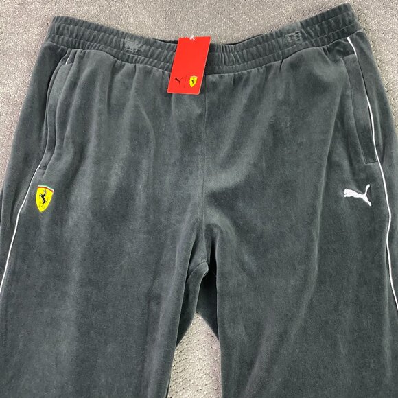 NWT Puma Ferrari Velour Sweat Pants Men's XXL Gray MT7 Scuderia Lounge Joggers - Picture 2 of 13